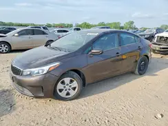 3KPFK4A7XJE189126 2018 KIA FORTE