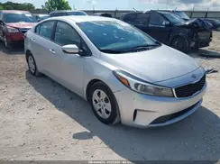 3KPFK4A7XJE195332 2018 KIA FORTE