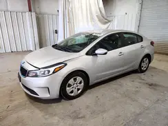 3KPFK4A7XJE213490 2018 KIA FORTE