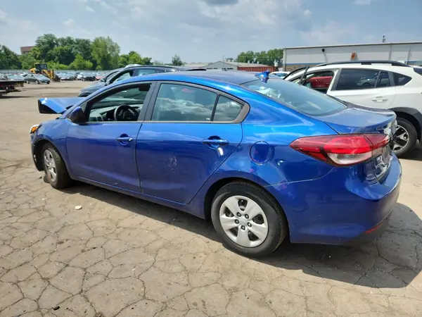 3KPFK4A7XJE213571 2018 KIA FORTE - Image 2