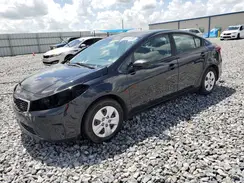 3KPFK4A7XJE229365 2018 KIA FORTE