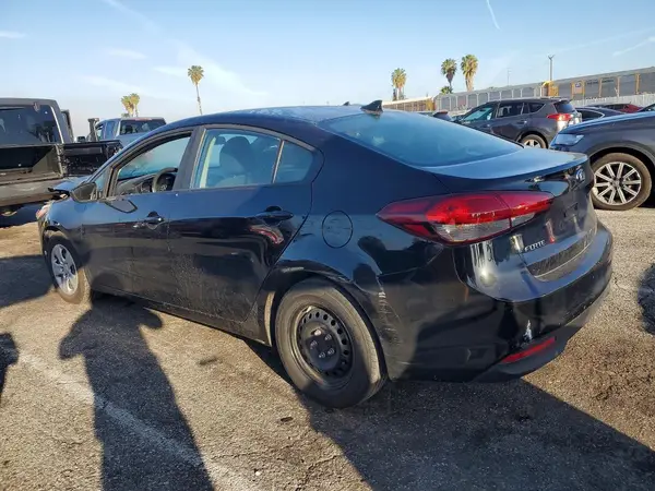 3KPFK4A7XJE231438 2018 KIA FORTE - Image 2
