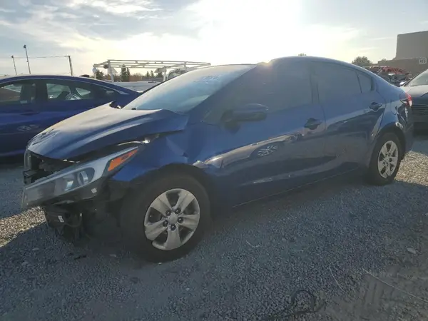 3KPFK4A7XJE234050 2018 KIA FORTE - Image 1