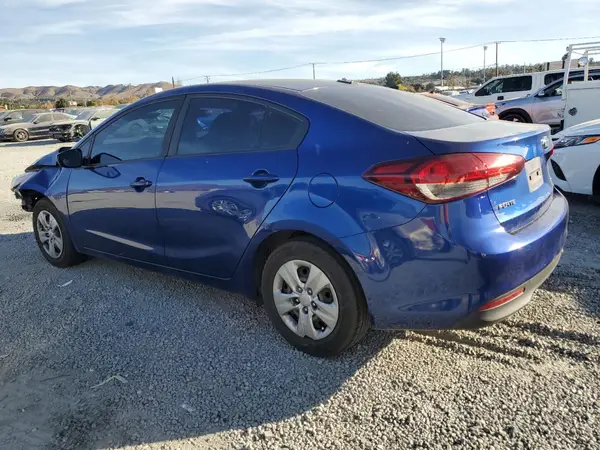 3KPFK4A7XJE234050 2018 KIA FORTE - Image 2