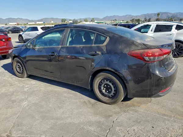 3KPFK4A7XJE238244 2018 KIA FORTE - Image 2