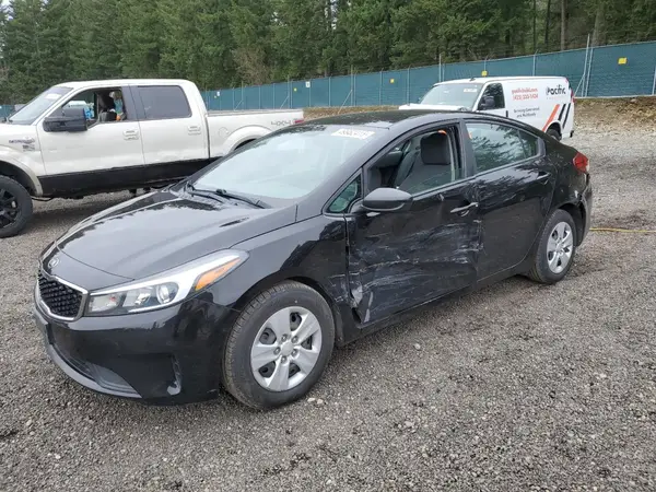 3KPFK4A7XJE247431 2018 KIA FORTE - Image 1