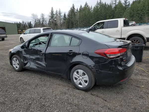 3KPFK4A7XJE247431 2018 KIA FORTE - Image 2