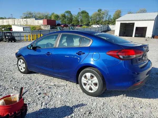 3KPFK4A7XJE255304 2018 KIA FORTE - Image 2