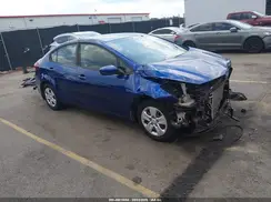 3KPFK4A7XJE258316 2018 KIA FORTE