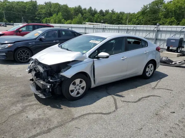 3KPFK4A7XJE264990 2018 KIA FORTE - Image 1