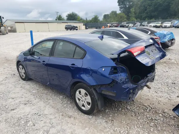 3KPFK4A7XJE267579 2018 KIA FORTE - Image 2