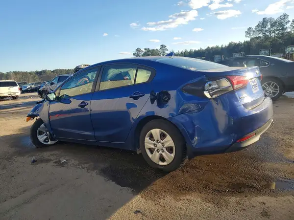 3KPFK4A7XJE270398 2018 KIA FORTE - Image 2
