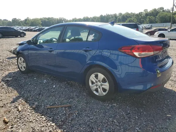 3KPFK4A7XJE271180 2018 KIA FORTE - Image 2