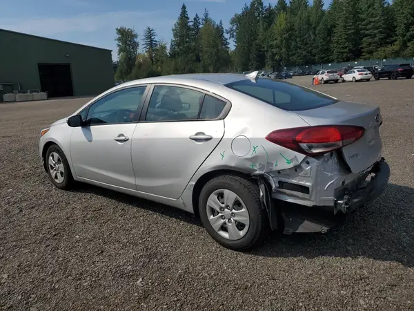 3KPFK4A7XJE273155 2018 KIA FORTE - Image 2