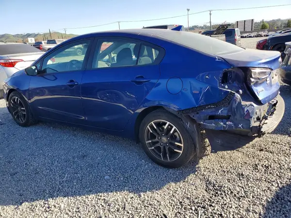 3KPFK4A7XJE273897 2018 KIA FORTE - Image 2