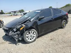 3KPFL4A70HE008221 2017 KIA FORTE