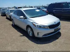 3KPFL4A70HE008297 2017 KIA FORTE