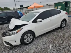 3KPFL4A70HE011541 2017 KIA FORTE