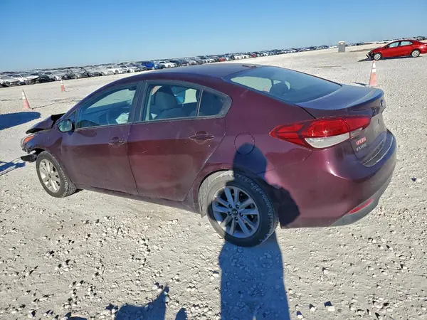 3KPFL4A70HE017128 2017 KIA FORTE - Image 2