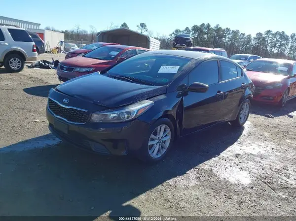 3KPFL4A70HE017615 2017 KIA FORTE - Image 2