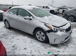 3KPFL4A70HE020398 2017 KIA FORTE