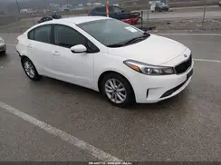 3KPFL4A70HE033572 2017 KIA FORTE