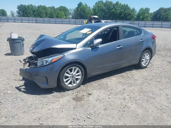 3KPFL4A70HE044622 2017 KIA FORTE - Image 2