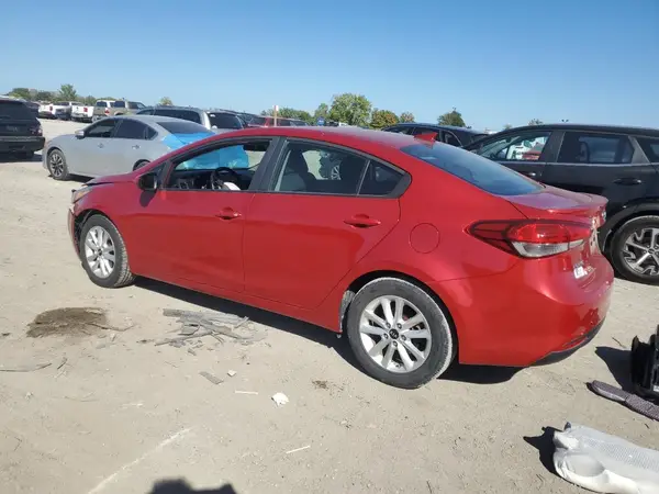 3KPFL4A70HE047374 2017 KIA FORTE - Image 2