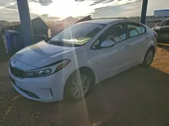 3KPFL4A70HE077961 2017 KIA FORTE
