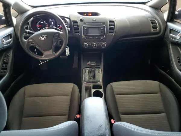 3KPFL4A70HE080116 2017 KIA FORTE - Image 8