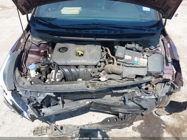 3KPFL4A70HE091133 2017 KIA FORTE - Image 8