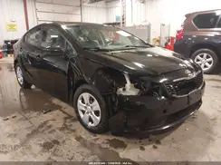 3KPFL4A70HE097885 2017 KIA FORTE