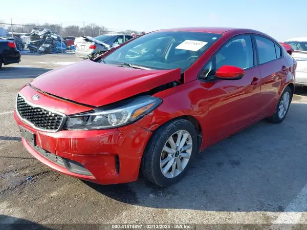 3KPFL4A70HE099457 2017 KIA FORTE - Image 2
