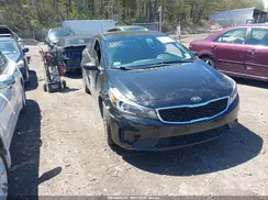 3KPFL4A70HE103944 2017 KIA FORTE
