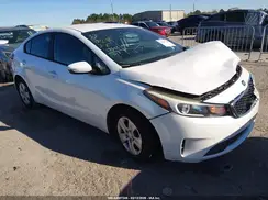 3KPFL4A70HE115379 2017 KIA FORTE