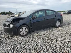 3KPFL4A70HE127242 2017 KIA FORTE