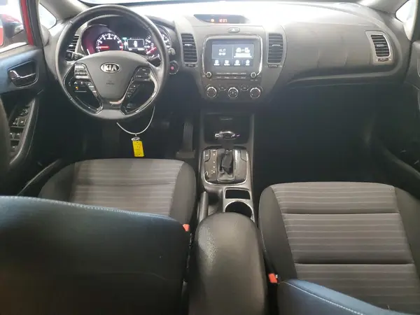 3KPFL4A70HE127435 2017 KIA FORTE - Image 8