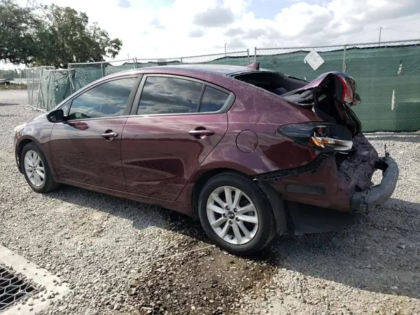 3KPFL4A70HE131890 2017 KIA FORTE - Image 2