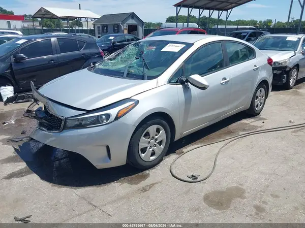 3KPFL4A70HE134126 2017 KIA FORTE - Image 2