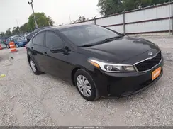 3KPFL4A70HE136961 2017 KIA FORTE