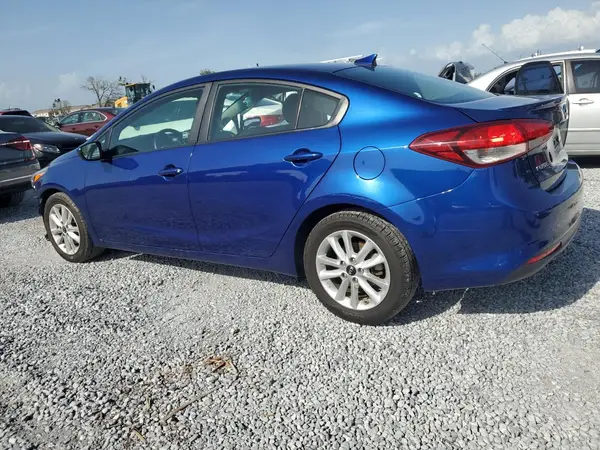 3KPFL4A70HE137463 2017 KIA FORTE - Image 2