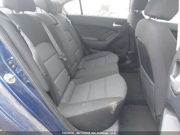 3KPFL4A70HE139083 2017 KIA FORTE - Image 8