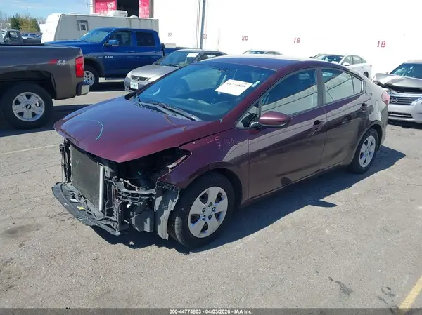 3KPFL4A70HE139181 2017 KIA FORTE - Image 2