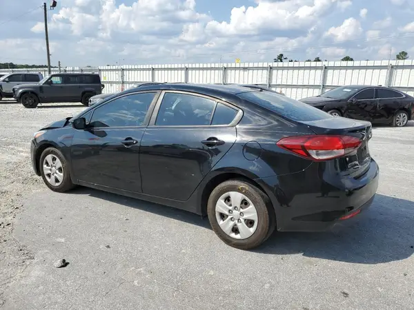 3KPFL4A70HE143280 2017 KIA FORTE - Image 2