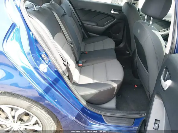 3KPFL4A70JE164488 2018 KIA FORTE - Image 8