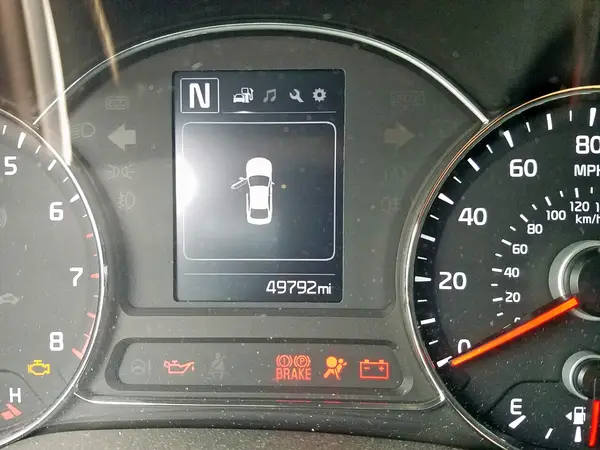 3KPFL4A70JE173689 2018 KIA FORTE - Image 8