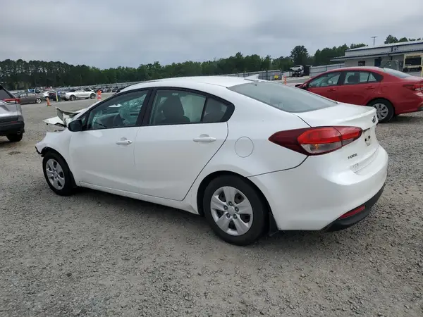 3KPFL4A70JE183252 2018 KIA FORTE - Image 2