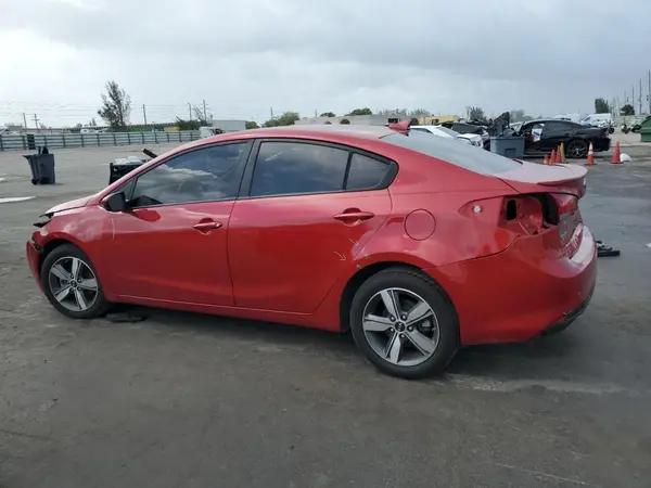 3KPFL4A70JE191285 2018 KIA FORTE - Image 2