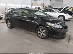 3KPFL4A70JE213771 2018 KIA FORTE