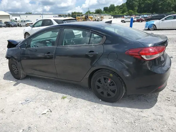 3KPFL4A70JE240341 2018 KIA FORTE - Image 2